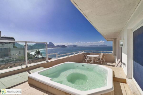 Magnifica e enorme cobertura duplex com 4 quartos, terraço, piscina e vista pro mar em Copacabana!